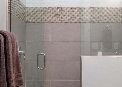 Living Stone Design+Build Bronder Glass Shower Doors