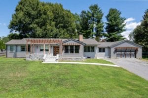 Living Stone Design+Build Maggart Residence Front Lawn