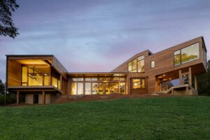 luxury custom green home builder