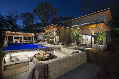 The Watkins Residence backyard poolside