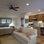 Black Mountain Craftsman apartment