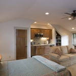 Black Mountain Craftsman apartment