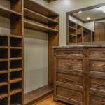 Skytop Farms Mountain Lodge closet