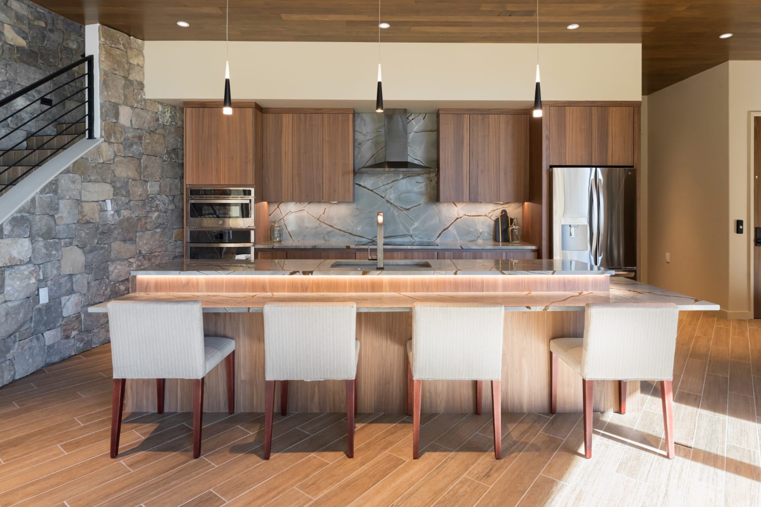 laurel-ledge-mod-17 Modern Style