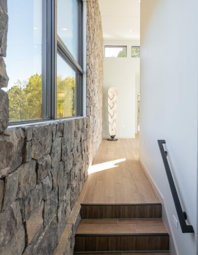 Laurel Ledge Modern
