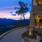 2010frontiergroup_9214