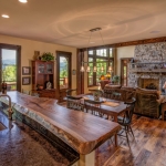 Black mountain craftsman dining room