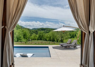 Living Stone Design+Build cabana facing mountains