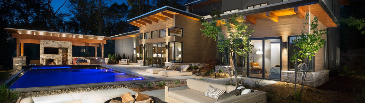 watkins-home-poolside